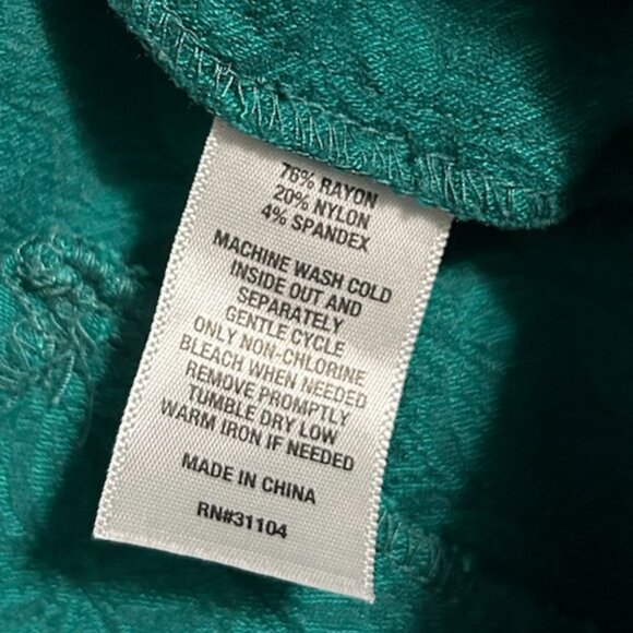 Crown & Ivy Teal Textured Print Pull-on Pants Women's Size 12 - Picture 9 of 9